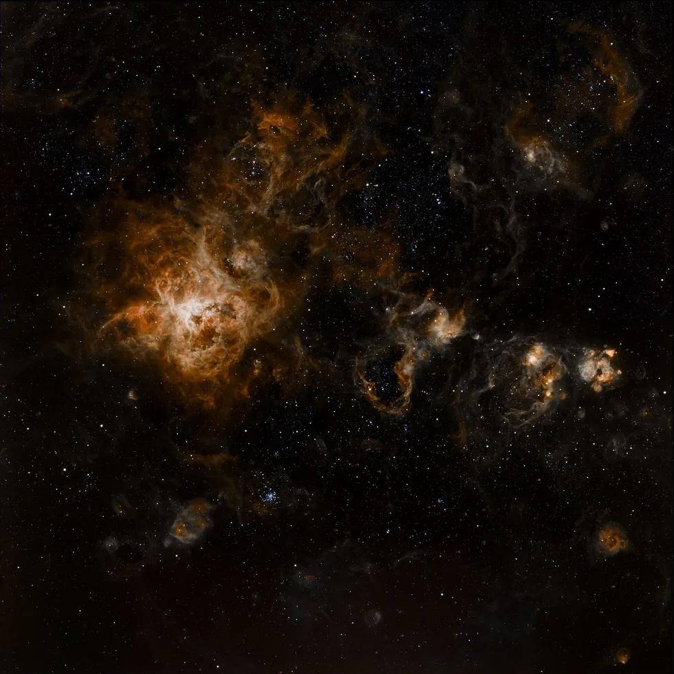 23815 tarantula nebula artwork