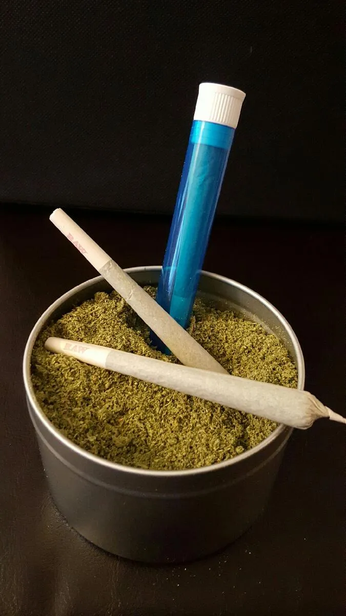 23921 king tarantula pre roll strain type
