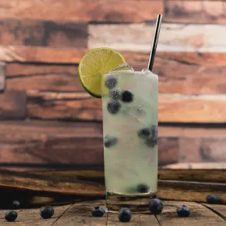 /img/23962-margarita-garnishes.webp