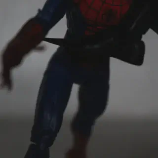 /img/24124-spider-man-vs-villain.webp